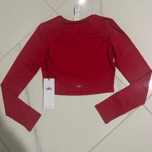 Alo Yoga Alosoft crop finesse long sleeve